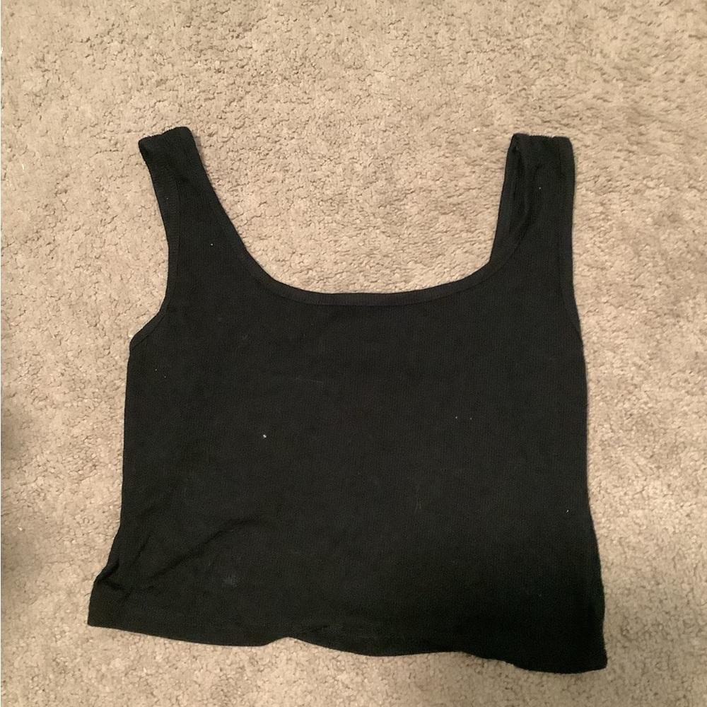 Basic black loose fitting tank